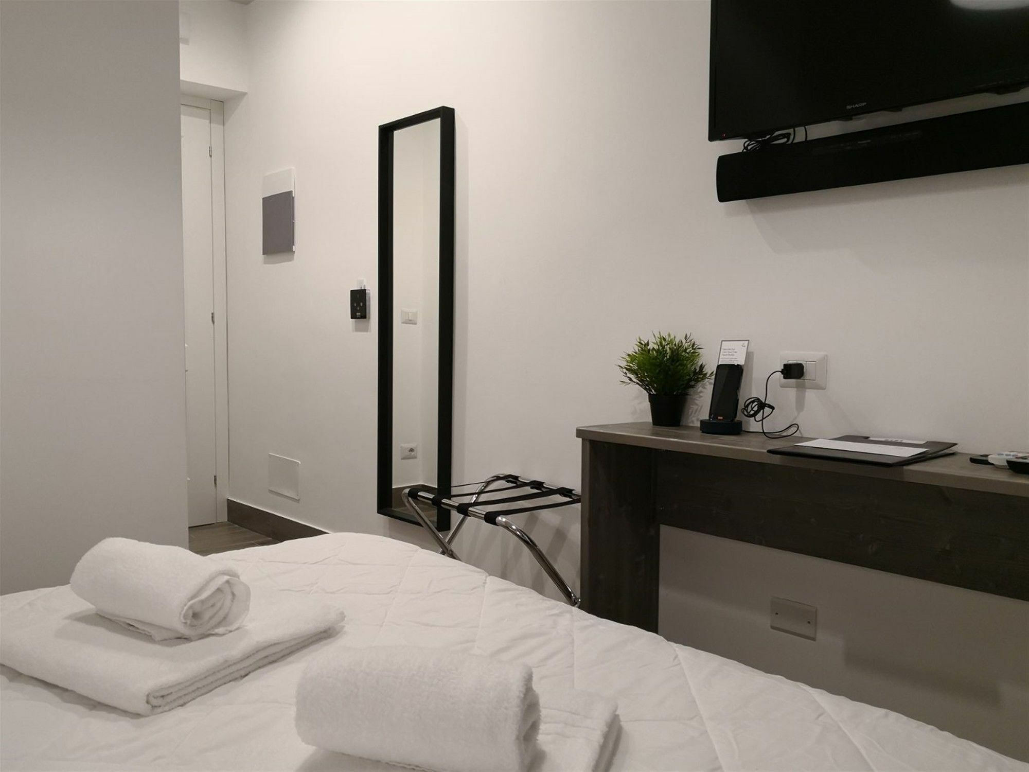 Clementi 18 Suites Rom Exteriör bild